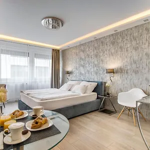 Apartment Danube Corso Boutique