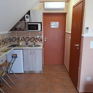 Andrea Apartament