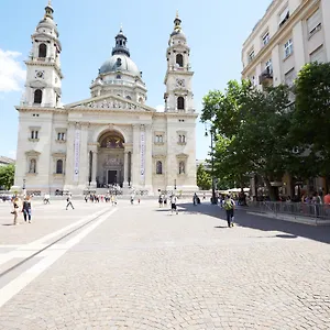 The Magazine Budapest