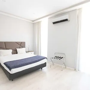 Otel Grande Pensao Residencial Alcobia
